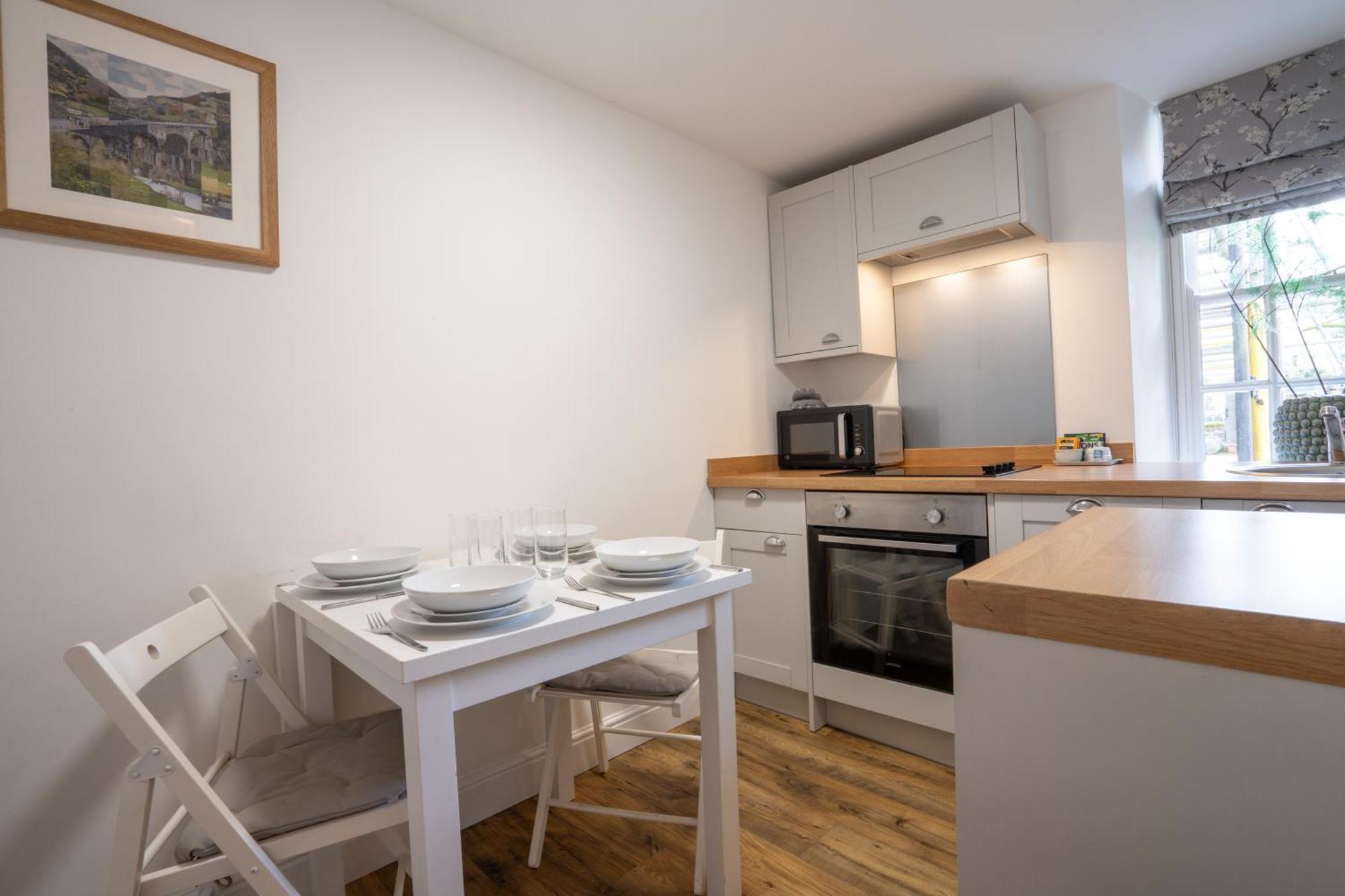 בייקוול Hassop Station Apartment On The Monsal Trail מראה חיצוני תמונה
