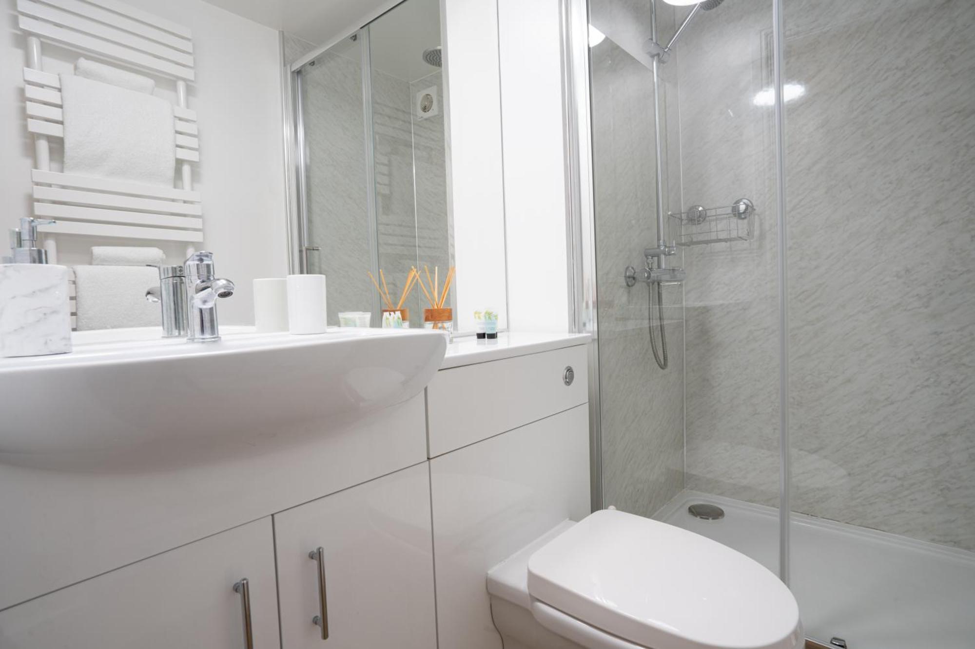 בייקוול Hassop Station Apartment On The Monsal Trail מראה חיצוני תמונה